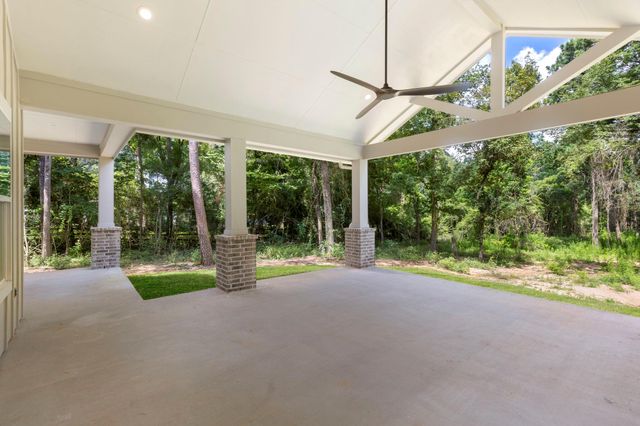 40715 Pipestone Road, Magnolia, TX 77354