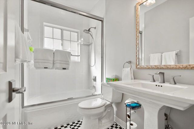 251 OCEANFOREST Drive N, Atlantic Beach, FL 32233