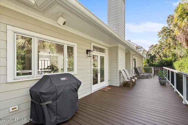 251 OCEANFOREST Drive N, Atlantic Beach, FL 32233