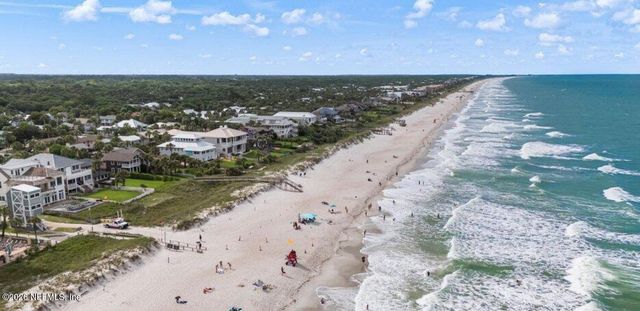 251 OCEANFOREST Drive N, Atlantic Beach, FL 32233