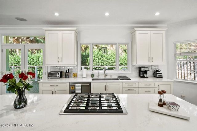 251 OCEANFOREST Drive N, Atlantic Beach, FL 32233