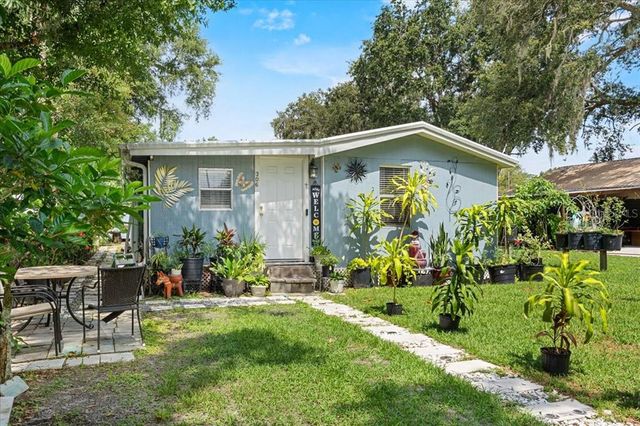 306 AVENUE A E, Winter Haven, FL 33880