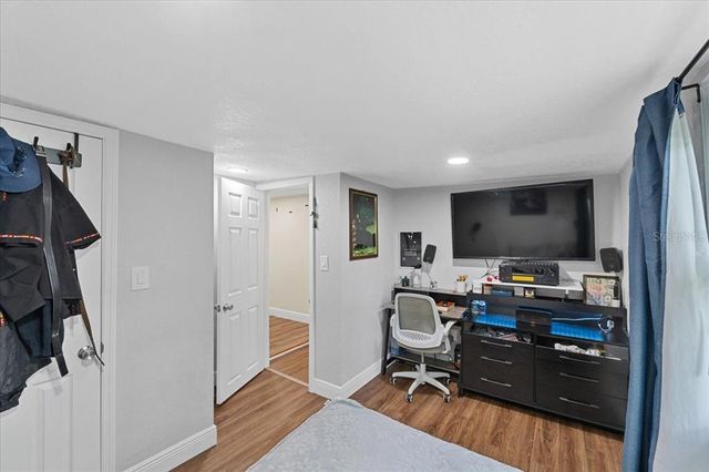 306 AVENUE A E, Winter Haven, FL 33880