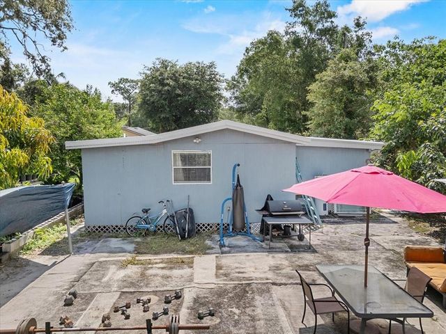 306 AVENUE A E, Winter Haven, FL 33880