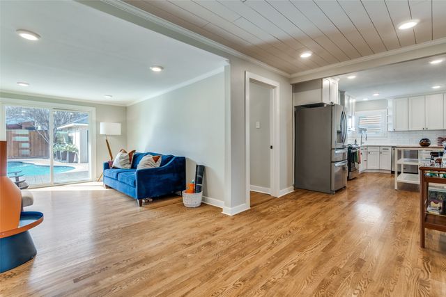 4245 Concho Street, Dallas, TX 75206