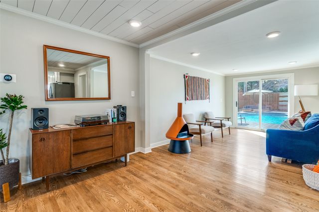 4245 Concho Street, Dallas, TX 75206