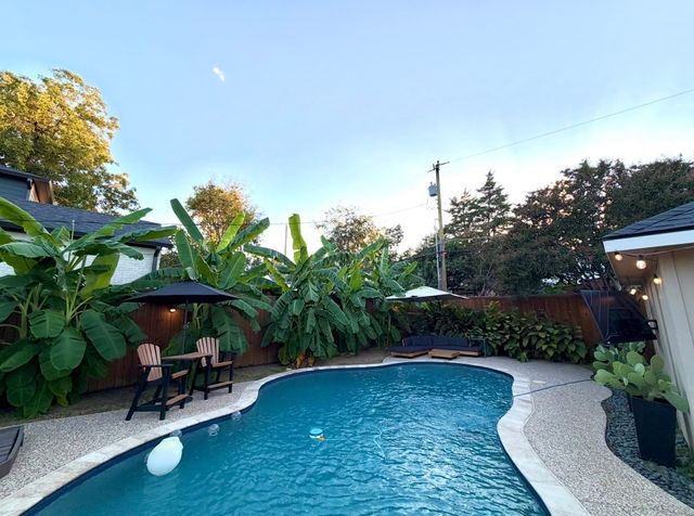 4245 Concho Street, Dallas, TX 75206