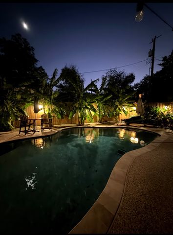 4245 Concho Street, Dallas, TX 75206