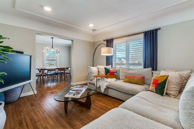 4245 Concho Street, Dallas, TX 75206