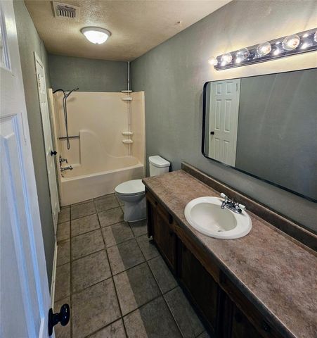 1131 County Road 515, Brazoria, TX 77422