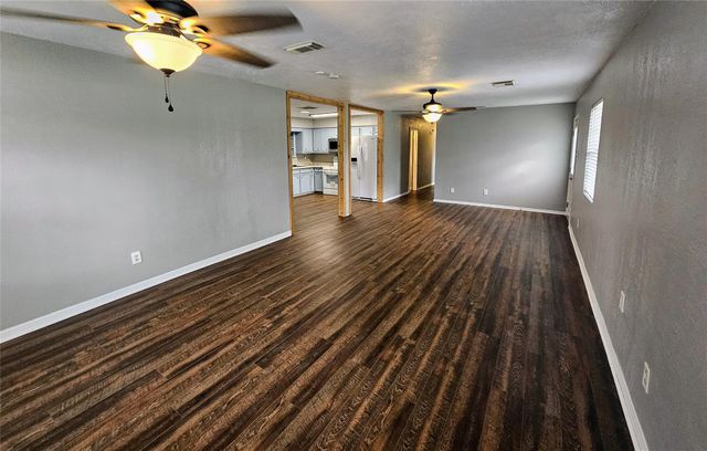 1131 County Road 515, Brazoria, TX 77422