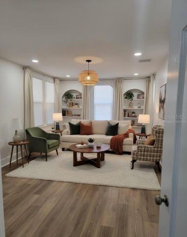709 JAMES, Tampa, FL 33603