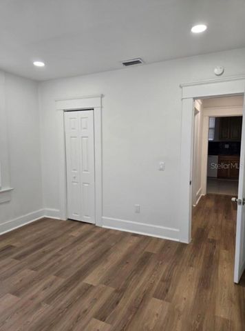 709 JAMES, Tampa, FL 33603
