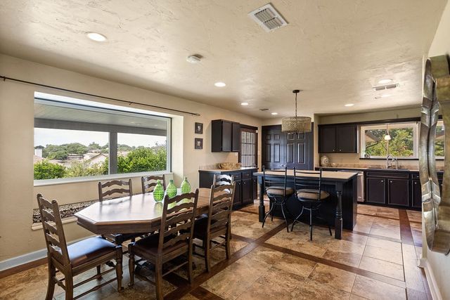 4301 Crescent Drive, De Cordova, TX 76049