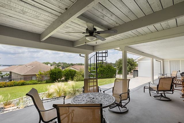 4301 Crescent Drive, De Cordova, TX 76049