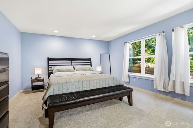 3046 SW Manning Street, Seattle, WA 98126