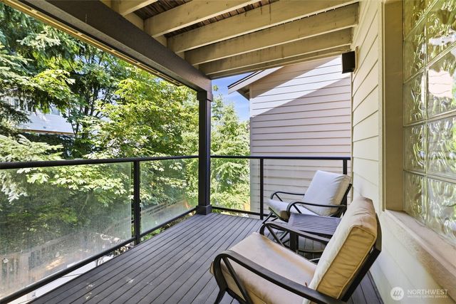 3046 SW Manning Street, Seattle, WA 98126