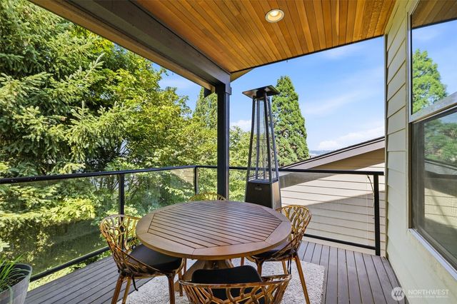 3046 SW Manning Street, Seattle, WA 98126