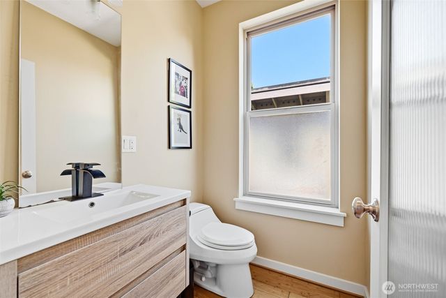 3046 SW Manning Street, Seattle, WA 98126