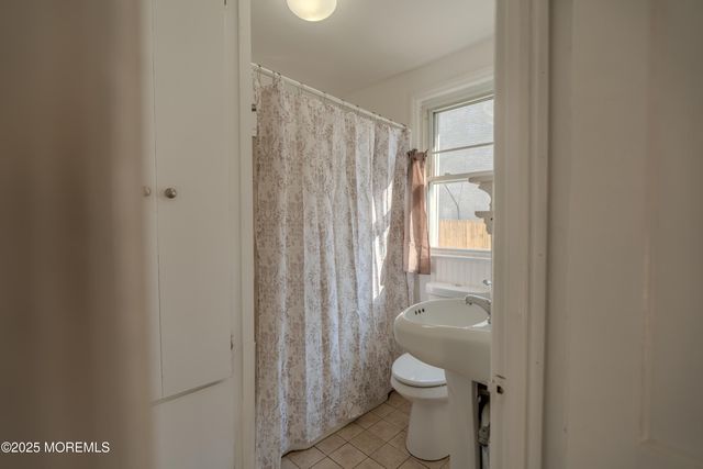 800 Adriatic Avenue, Atlantic City, NJ 08401