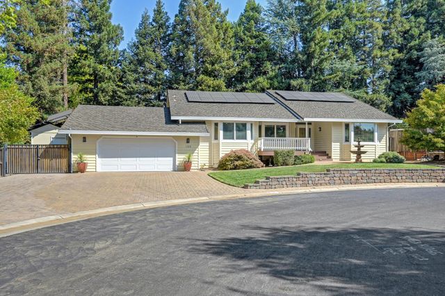 125 Patton Ct, Folsom, CA 95630