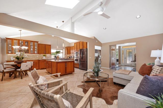 125 Patton Ct, Folsom, CA 95630