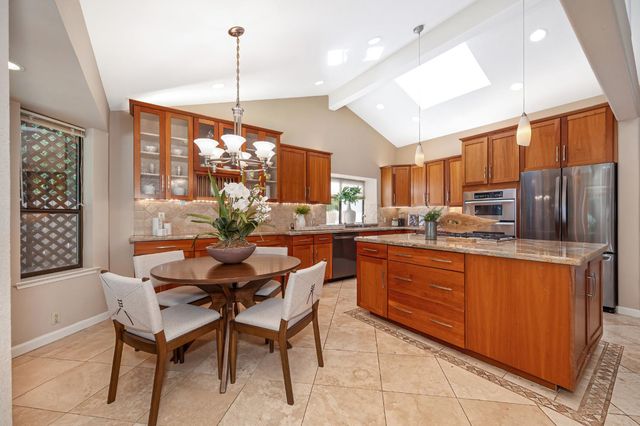 125 Patton Ct, Folsom, CA 95630