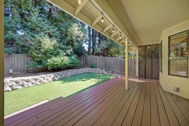 125 Patton Ct, Folsom, CA 95630