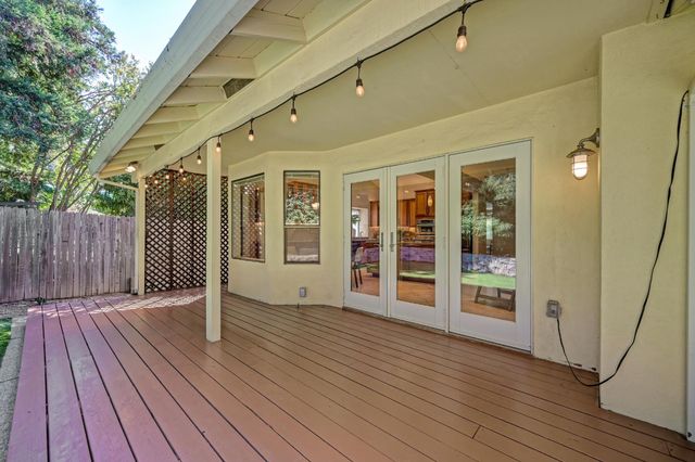 125 Patton Ct, Folsom, CA 95630