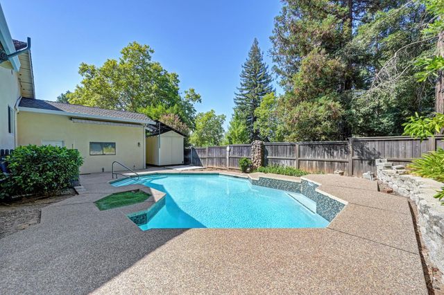 125 Patton Ct, Folsom, CA 95630