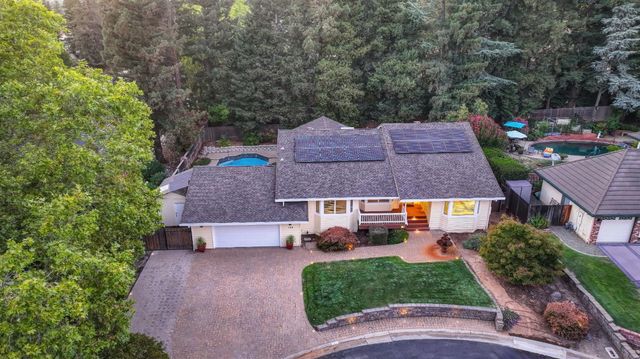 125 Patton Ct, Folsom, CA 95630