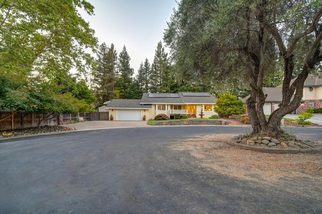 125 Patton Ct, Folsom, CA 95630