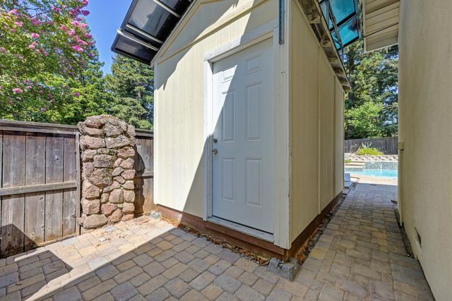 125 Patton Ct, Folsom, CA 95630