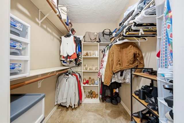 15019 Pearhaven Drive, Houston, TX 77062