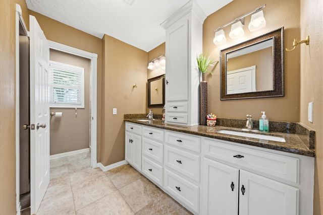 15019 Pearhaven Drive, Houston, TX 77062