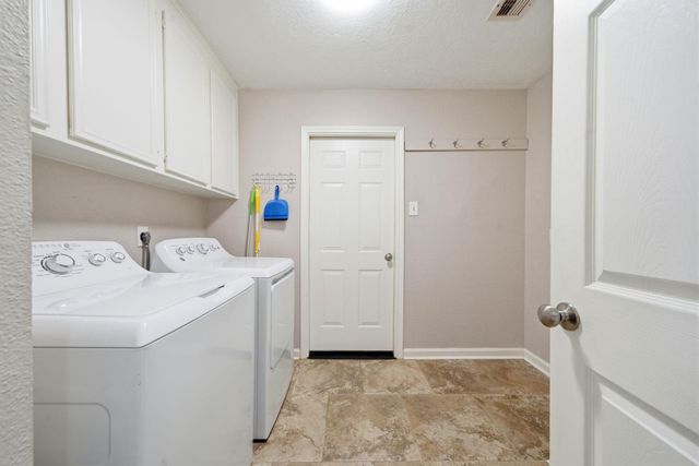 15019 Pearhaven Drive, Houston, TX 77062