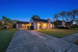 15019 Pearhaven Drive, Houston, TX 77062