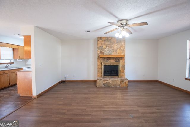 107 Summerfield Drive, Kingsland, GA 31548