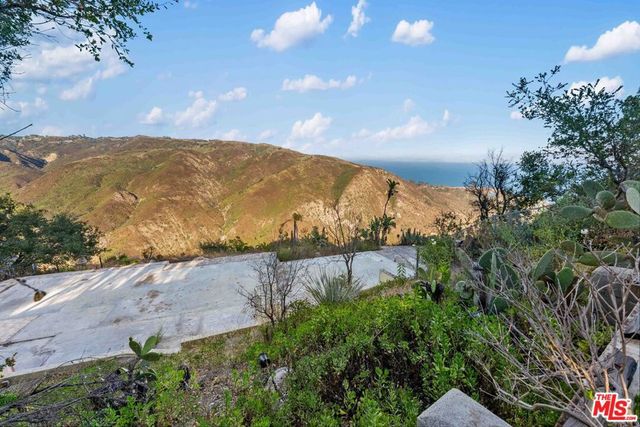 21740 Azurelee Drive, Malibu, CA 90265