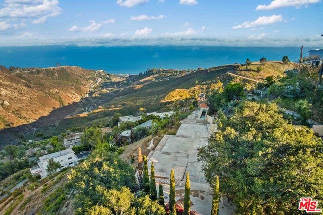 21740 Azurelee Drive, Malibu, CA 90265