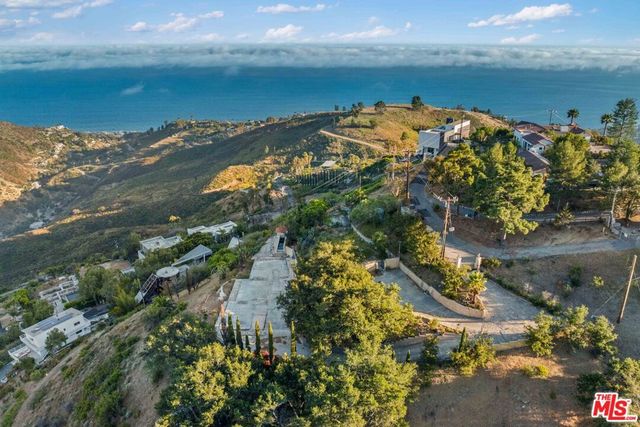 21740 Azurelee Drive, Malibu, CA 90265