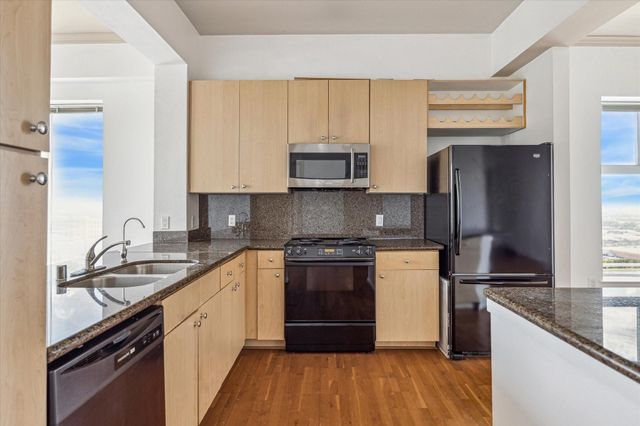 3505 Sage Road 2710, Houston, TX 77056