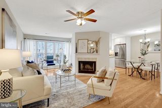 3802 GREEN RIDGE CT #202, Fairfax, VA 22033