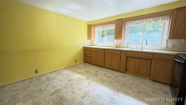 5966 Fowler Road, Dalton Twp, MI 49457