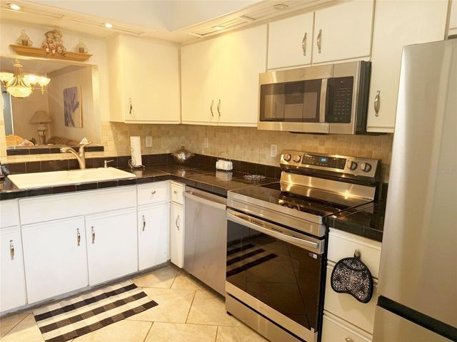 1247 S MARTIN LUTHER KING JR AVENUE 307, Clearwater, FL 33756