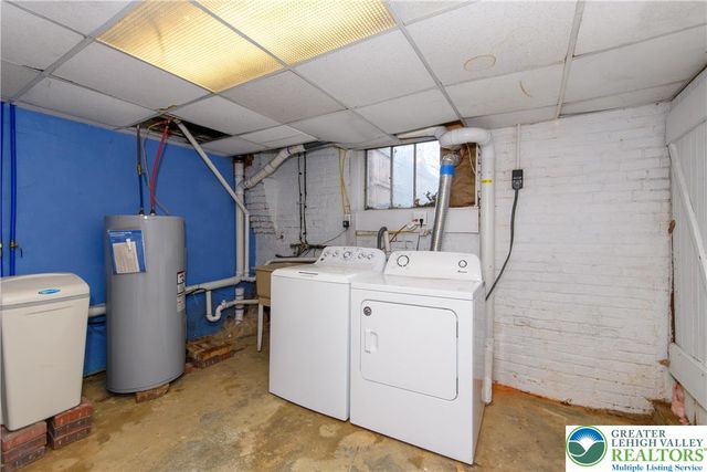 16 Dowell Street, Slatington Boro, PA 18080