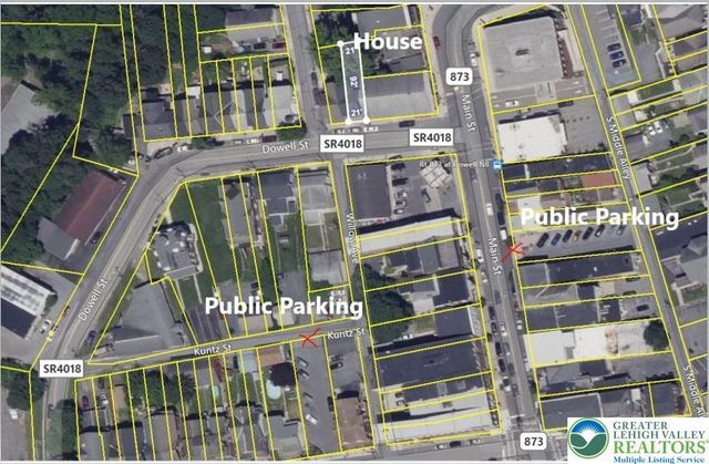 16 Dowell Street, Slatington Boro, PA 18080