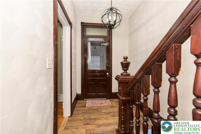 16 Dowell Street, Slatington Boro, PA 18080