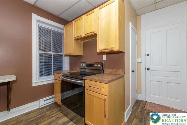 16 Dowell Street, Slatington Boro, PA 18080