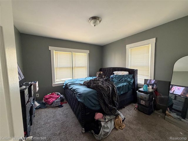 13846 Hendricks Avenue, Warren, MI 48089